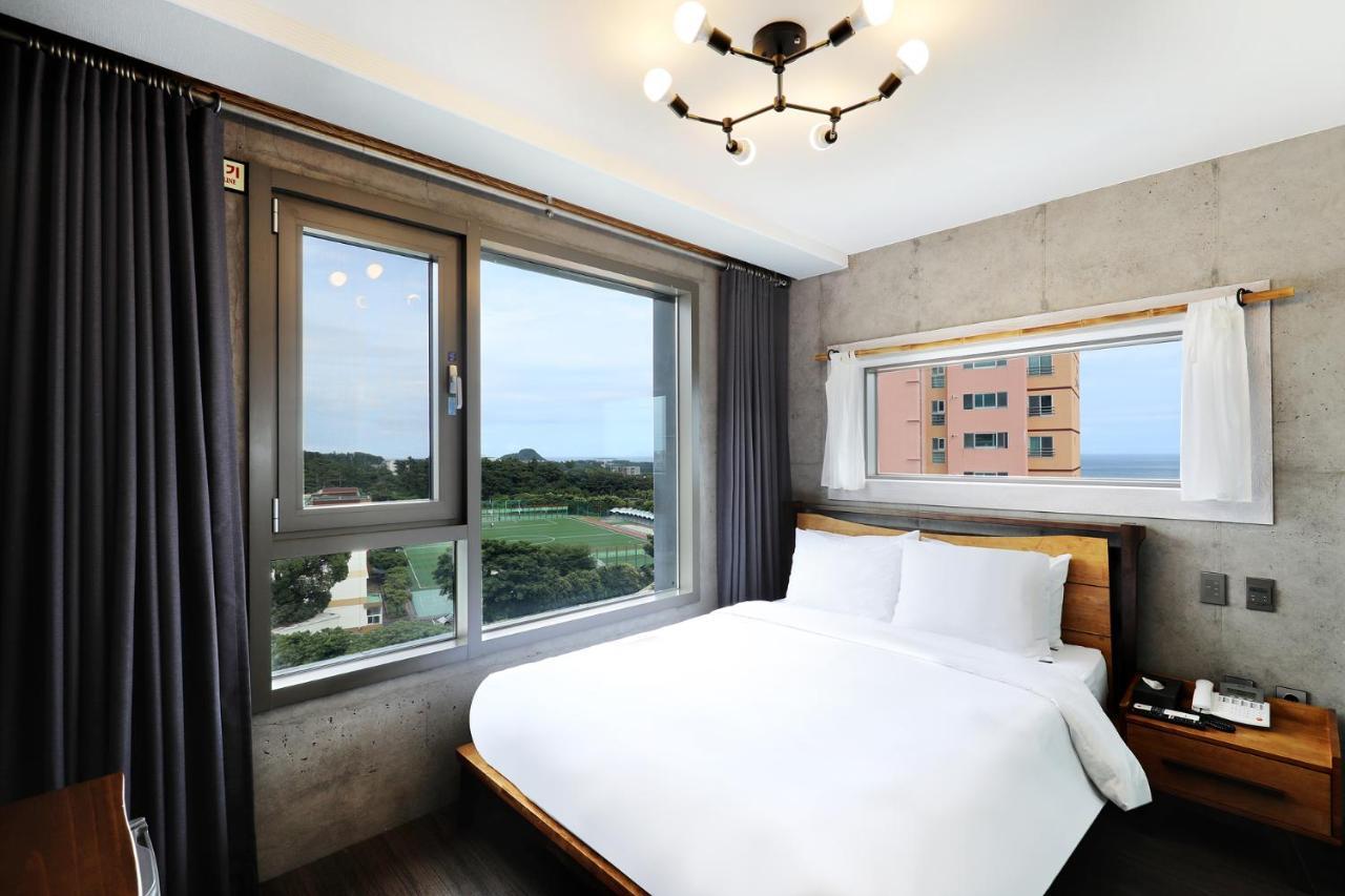 Cornerstone Hotel Seogwipo Ngoại thất bức ảnh
