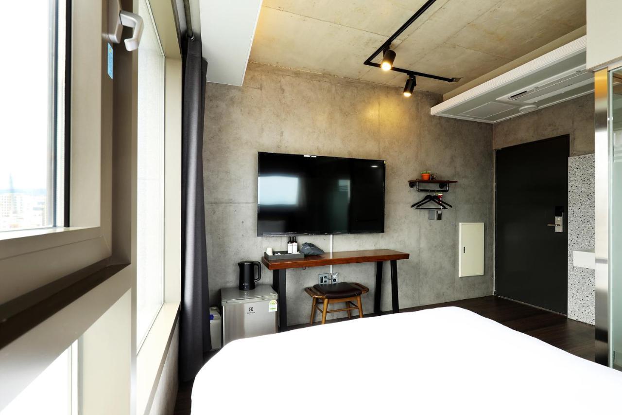 Cornerstone Hotel Seogwipo Ngoại thất bức ảnh