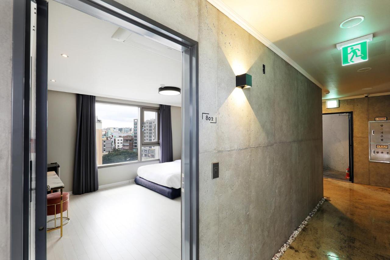Cornerstone Hotel Seogwipo Ngoại thất bức ảnh