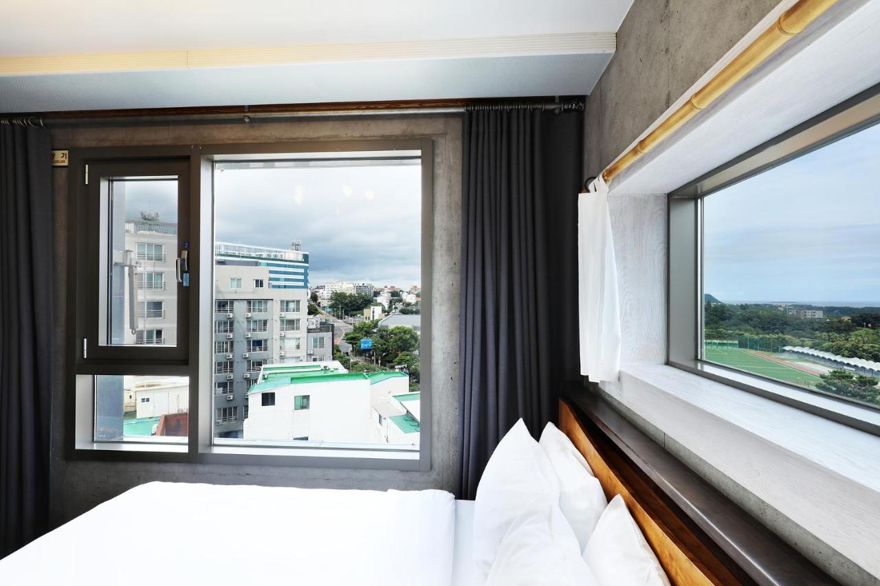 Cornerstone Hotel Seogwipo Ngoại thất bức ảnh