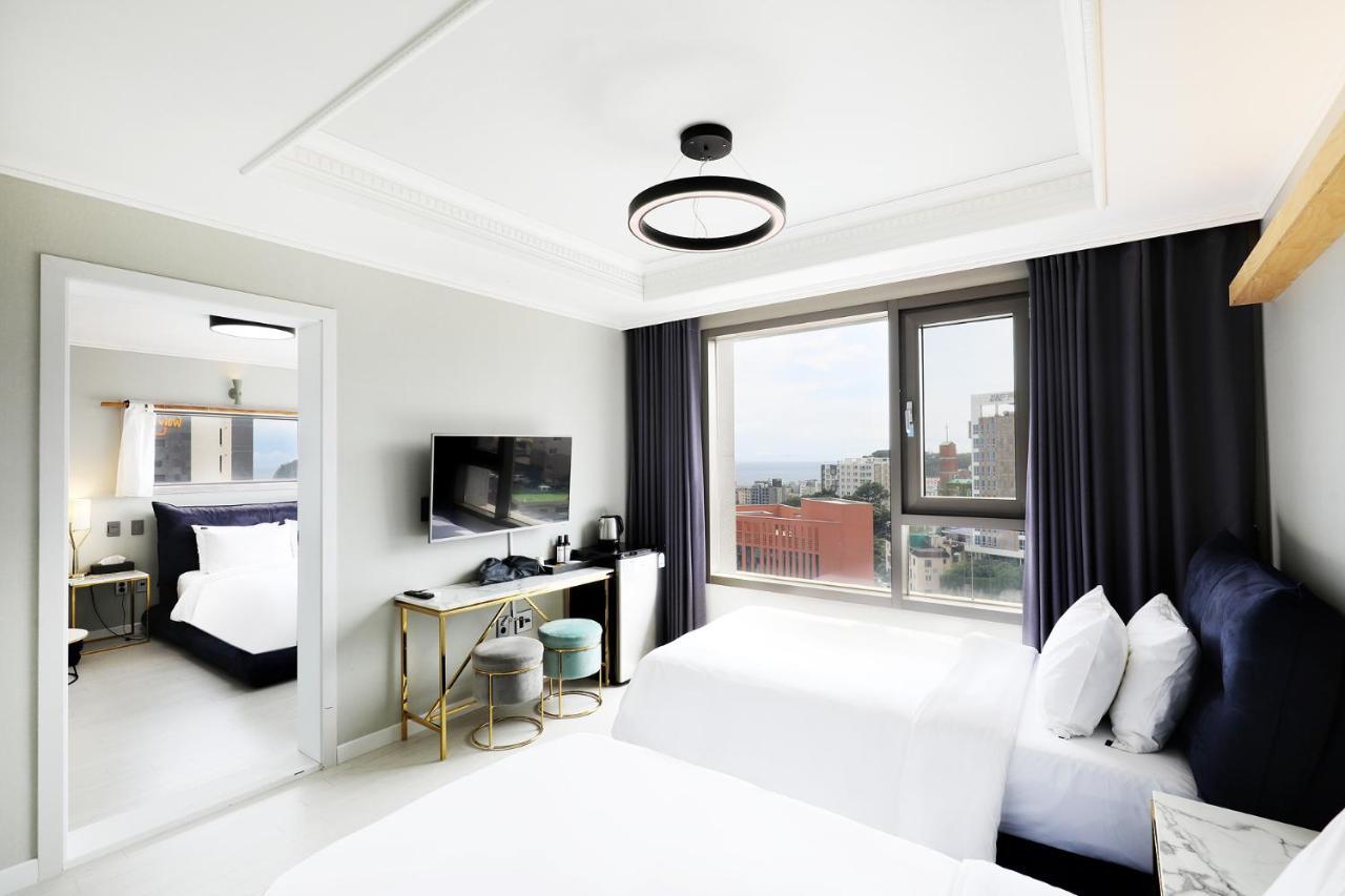 Cornerstone Hotel Seogwipo Ngoại thất bức ảnh