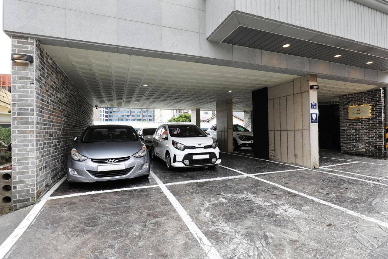 Cornerstone Hotel Seogwipo Ngoại thất bức ảnh
