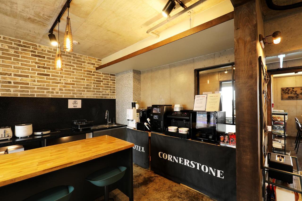 Cornerstone Hotel Seogwipo Ngoại thất bức ảnh