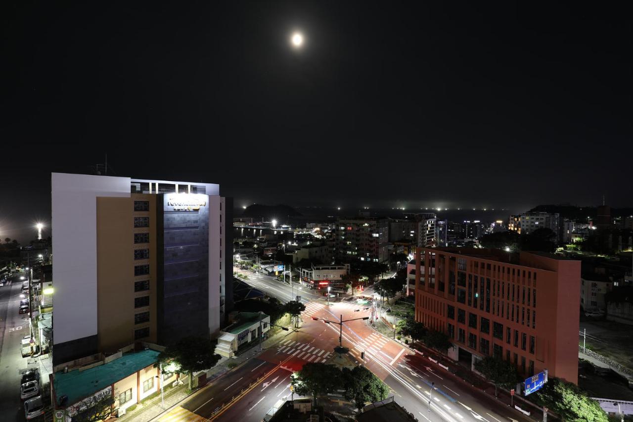 Cornerstone Hotel Seogwipo Ngoại thất bức ảnh